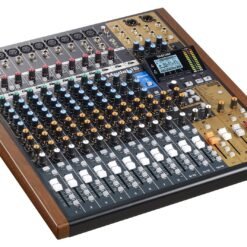 TASCAM Model 16