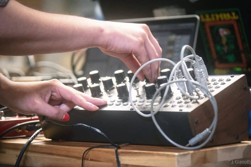 DupertuisSynth0624JG 105